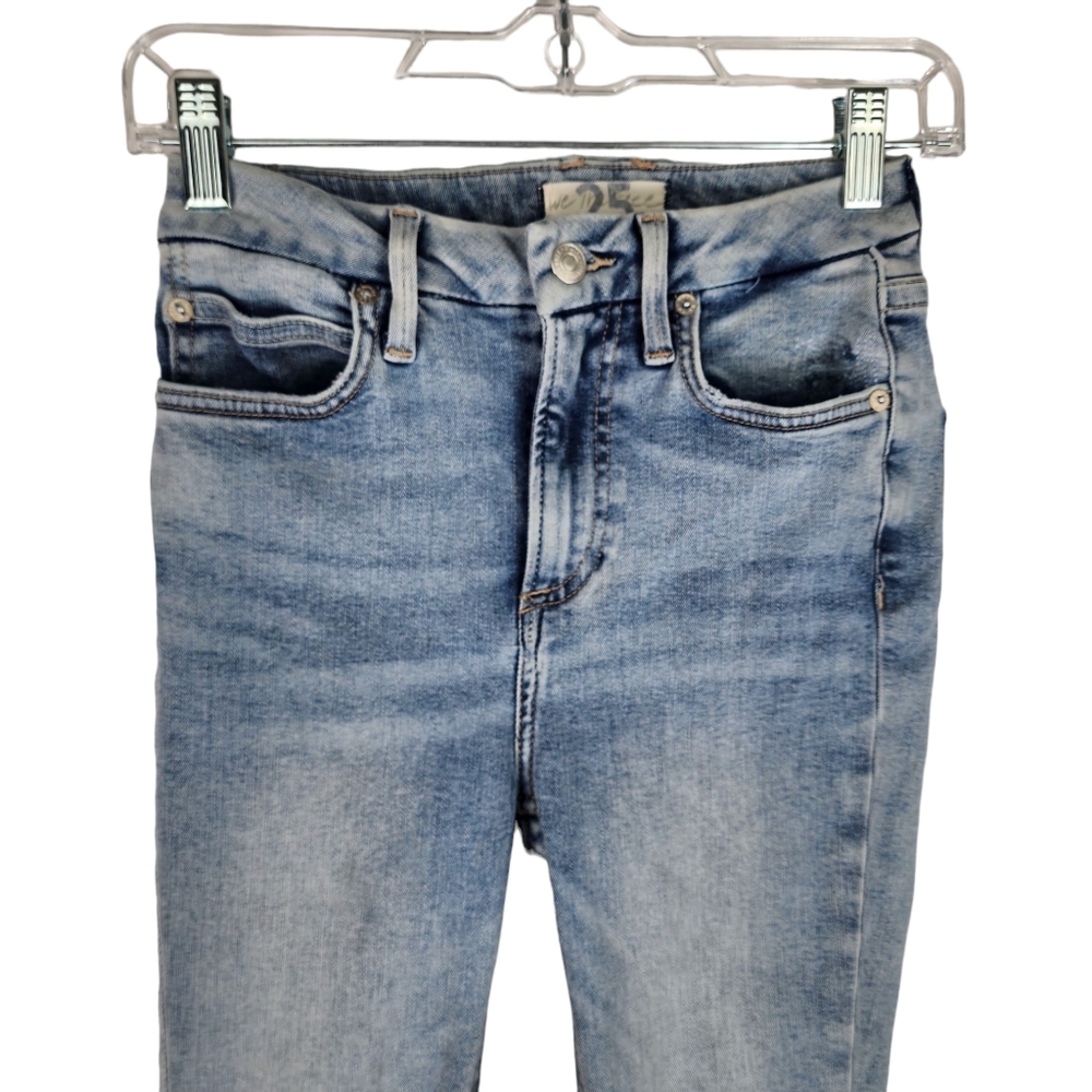 WE THE FREE Womens 25 High Rise Waisted Light Wash Denim Jeans Distressed Skinny - Picture 3 of 6
